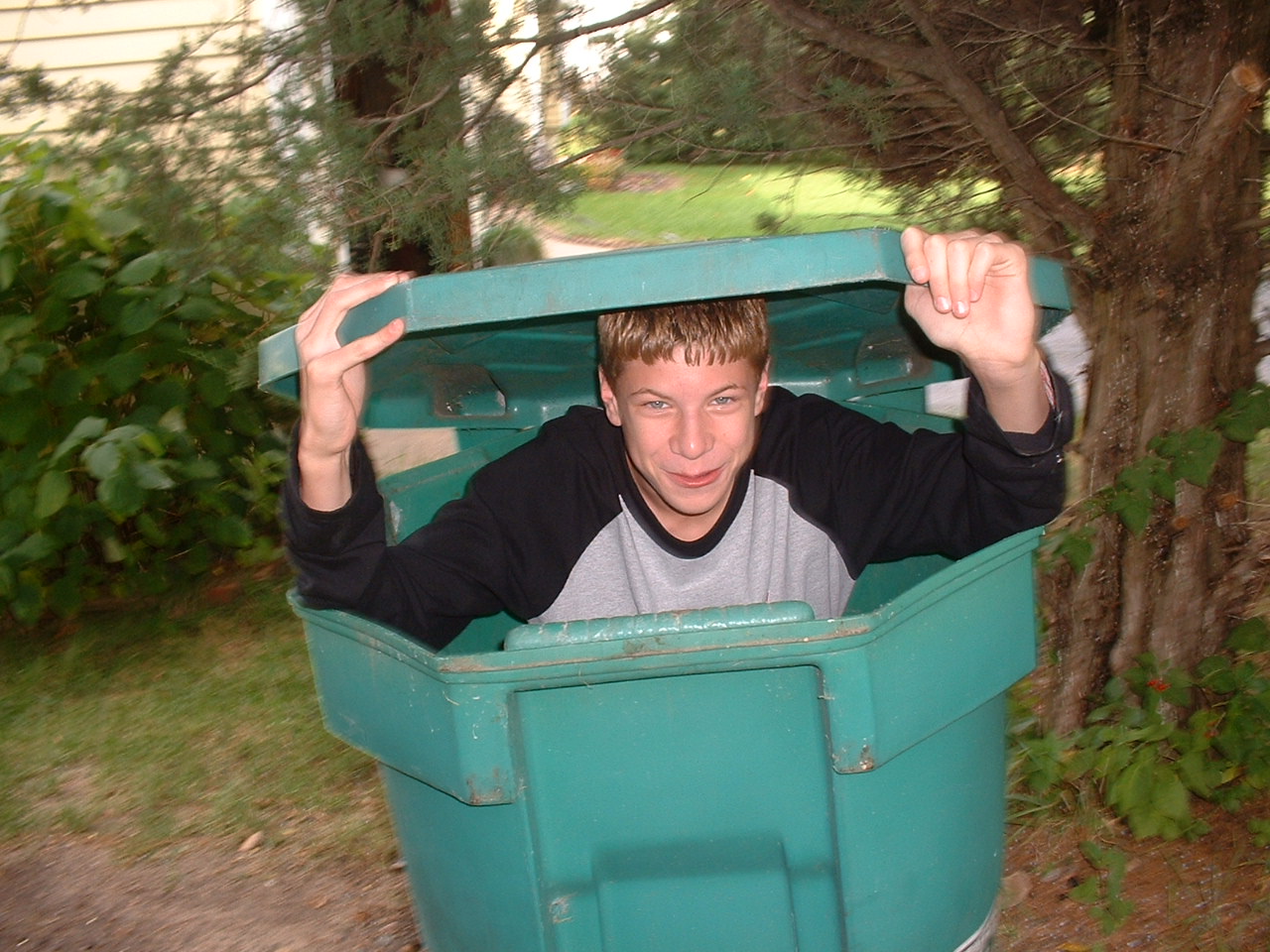 justin-garbagecan.jpg